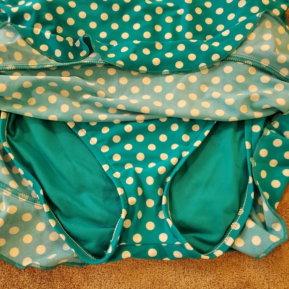 Target Teal Polka Dot skirted one piece swim suit - Picture 4 of 7